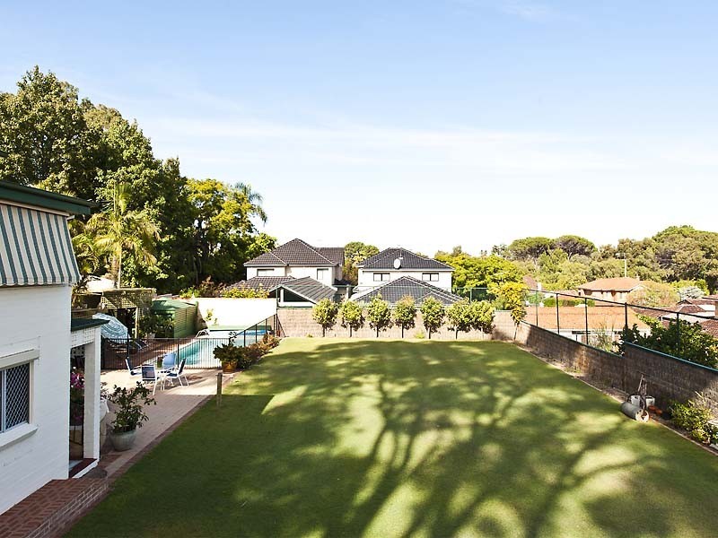 19 Glyde Street, South Perth WA 6151