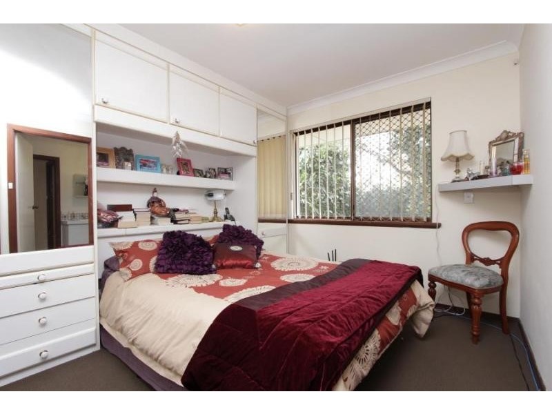 44B Letchworth Centre, Salter Point WA 6152