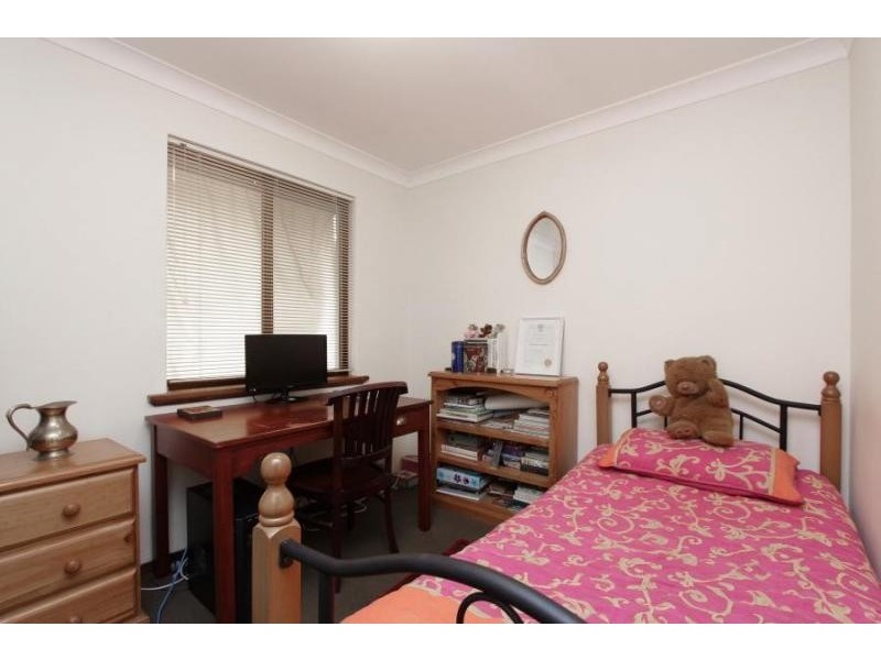 44B Letchworth Centre, Salter Point WA 6152