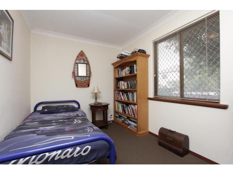 44B Letchworth Centre, Salter Point WA 6152