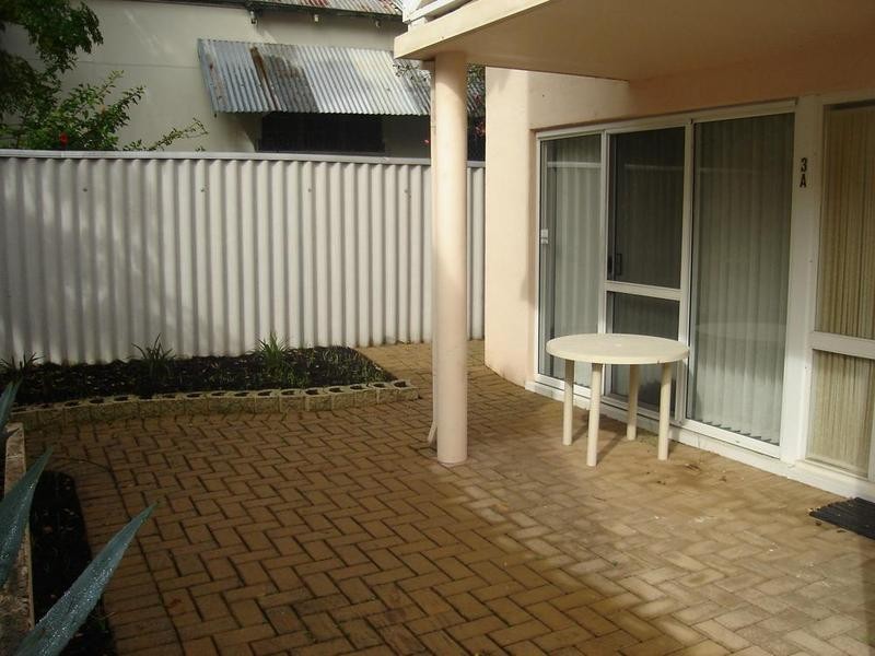 3a Leigh St, Burswood WA 6100