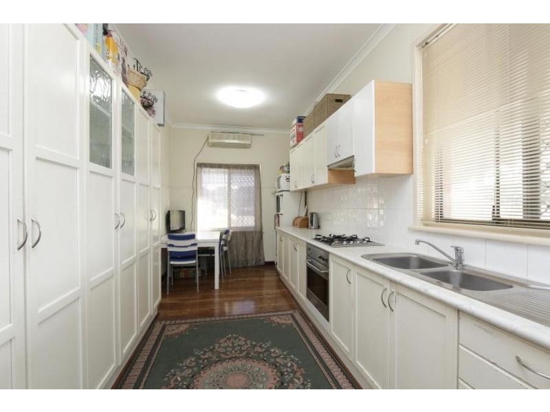 2/84 Welwyn Avenue, Salter Point WA 6152
