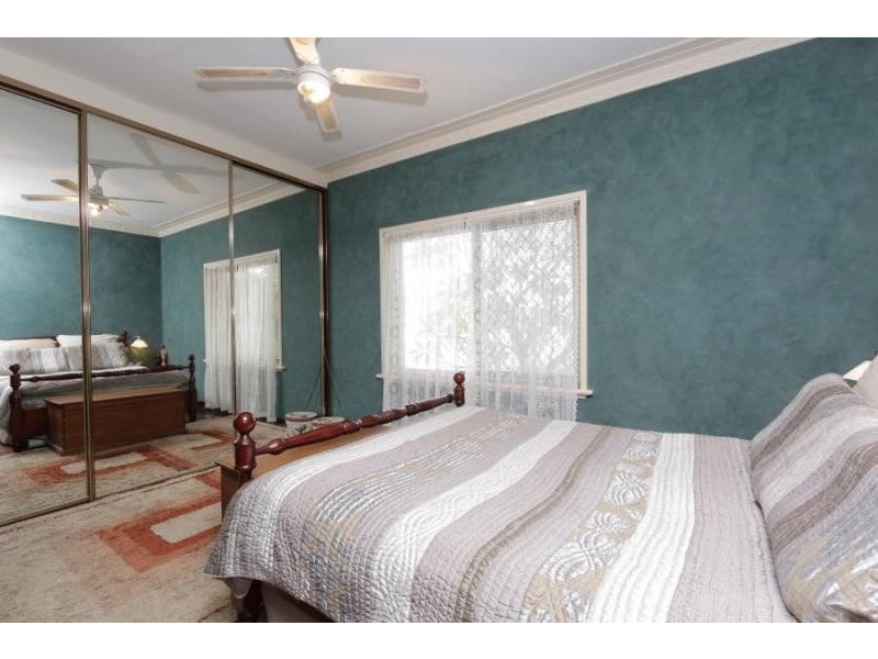 2/84 Welwyn Avenue, Salter Point WA 6152