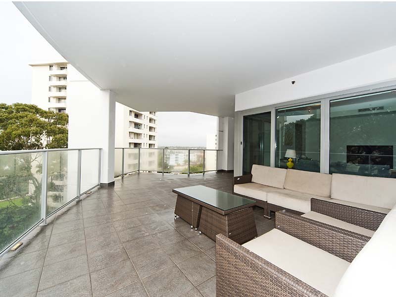 4/152 Mill Point Road, South Perth WA 6151