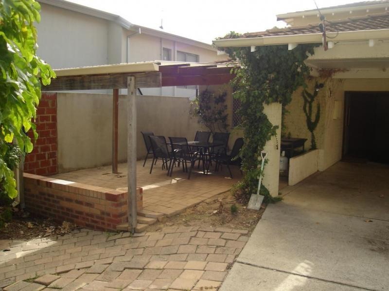 28 Roseberry Avenue, South Perth WA 6151