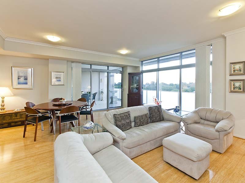20/880 Canning Highway, Applecross WA 6153