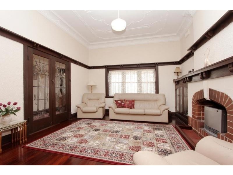 135 South Terrace, Como WA 6152