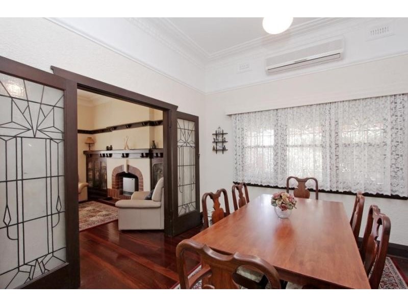 135 South Terrace, Como WA 6152