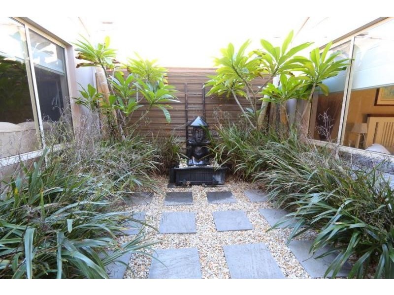 75 Welwyn Avenue, Salter Point WA 6152