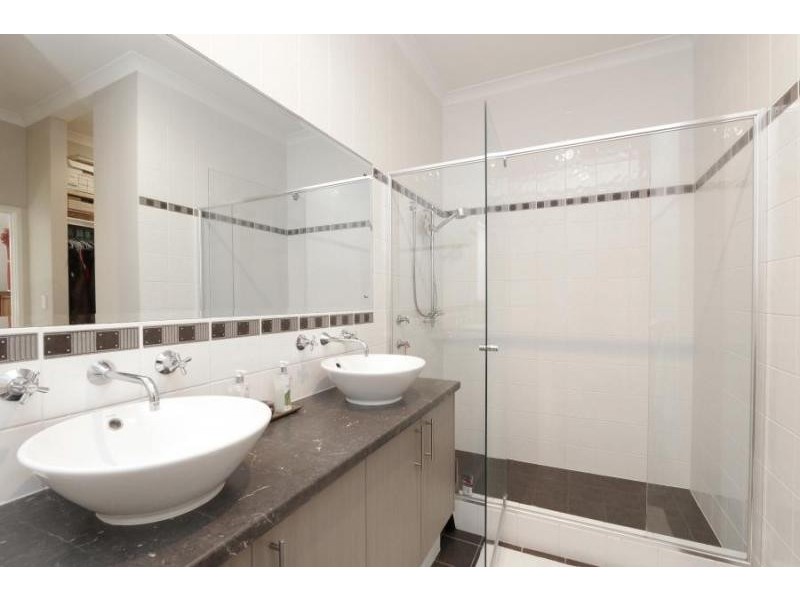 75 Welwyn Avenue, Salter Point WA 6152