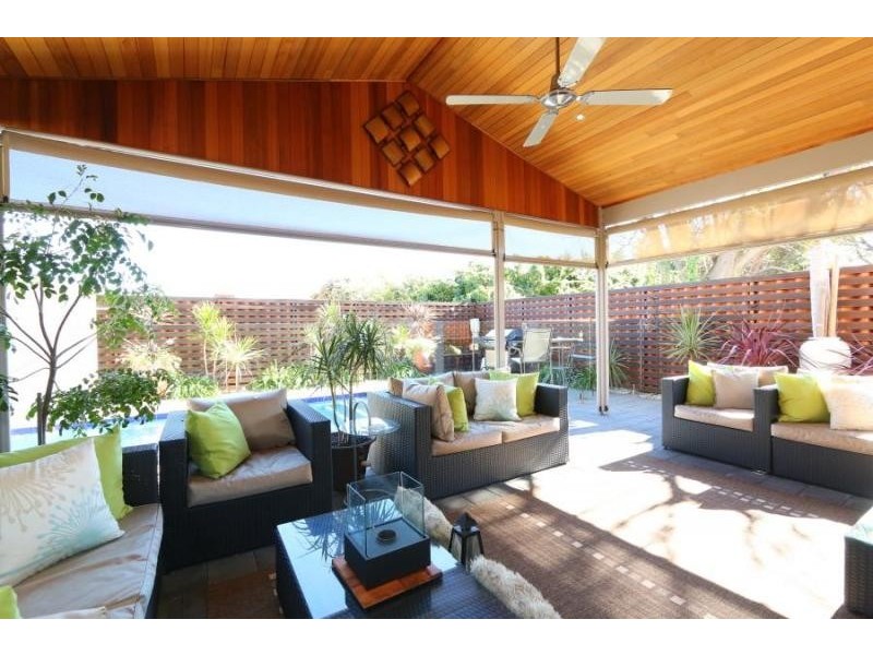 75 Welwyn Avenue, Salter Point WA 6152