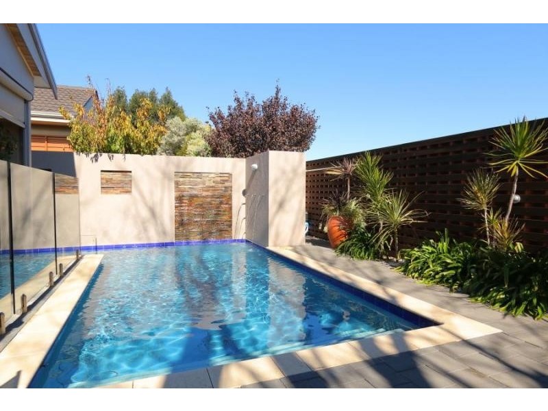 75 Welwyn Avenue, Salter Point WA 6152