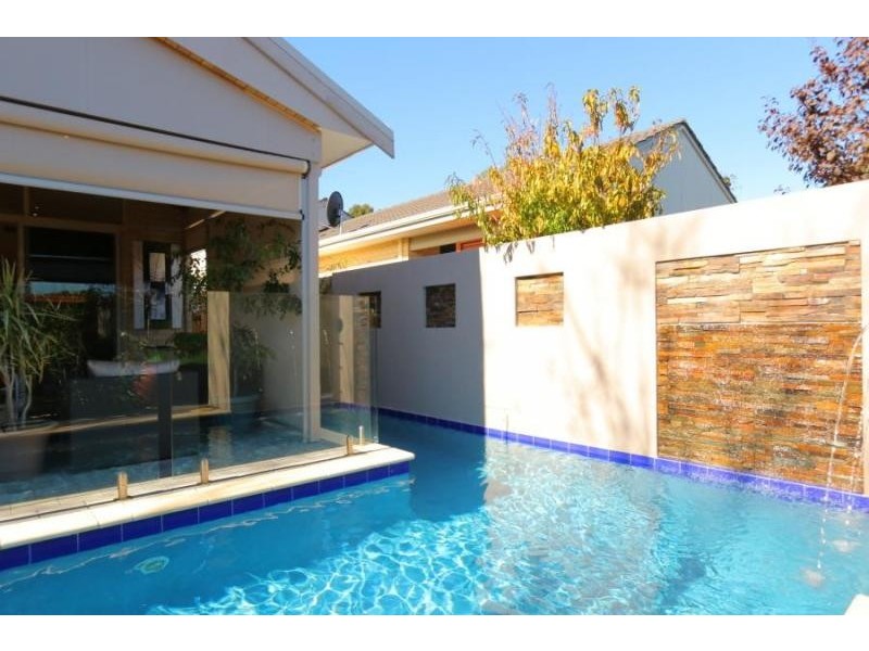 75 Welwyn Avenue, Salter Point WA 6152