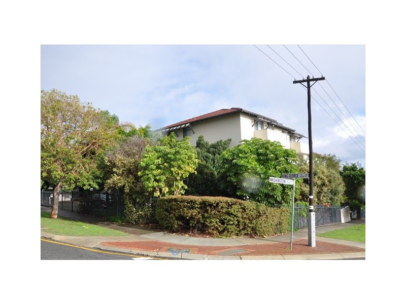 15W/107 Washington, Victoria Park WA 6100