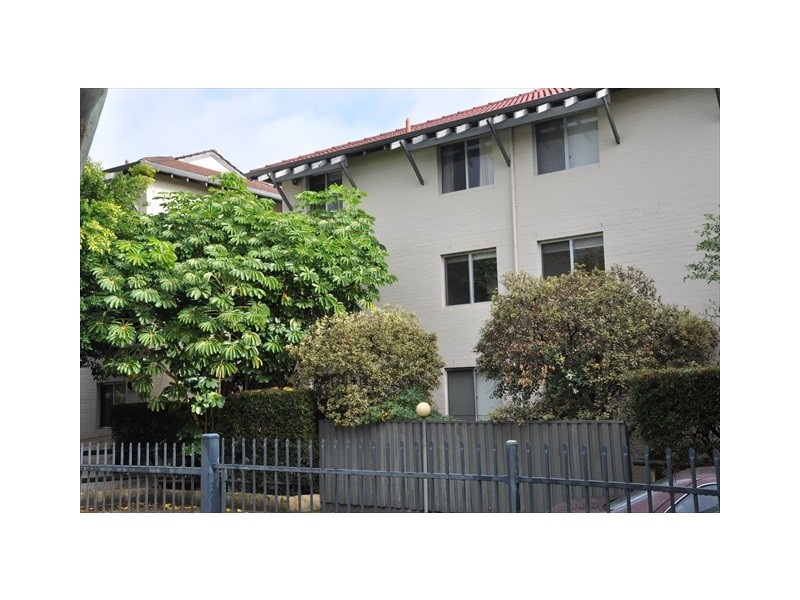 15W/107 Washington, Victoria Park WA 6100