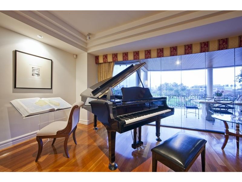 32 Garden Street, South Perth WA 6151