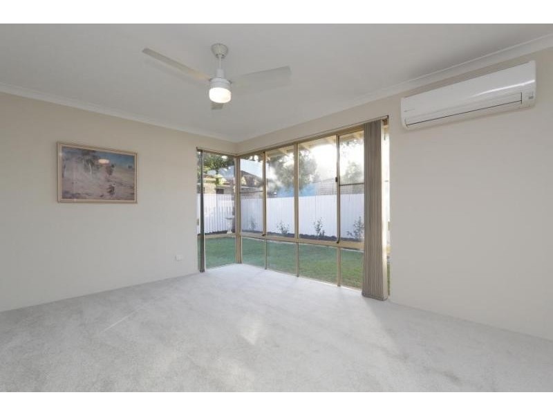 2/89 Edgecumbe Street, Como WA 6152