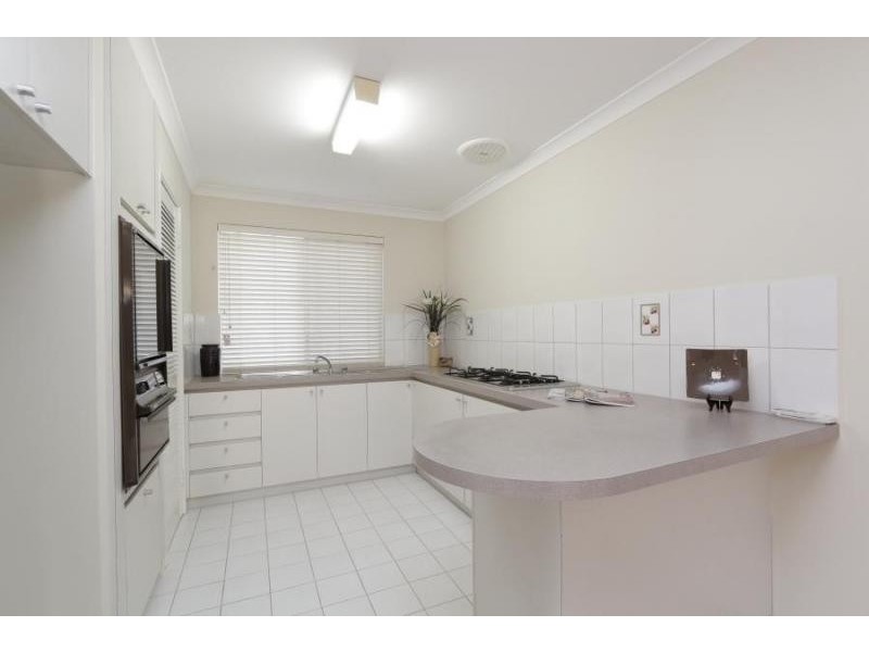 2/89 Edgecumbe Street, Como WA 6152