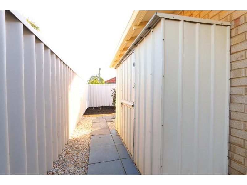 2/89 Edgecumbe Street, Como WA 6152