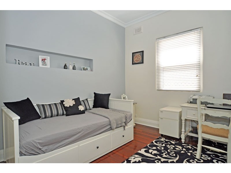 12 Carey Street, Kensington WA 6151