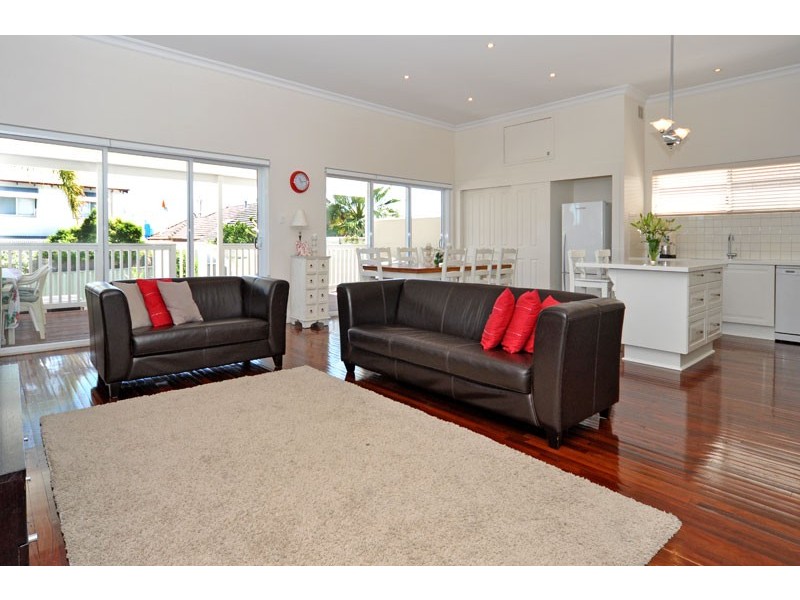 12 Carey Street, Kensington WA 6151