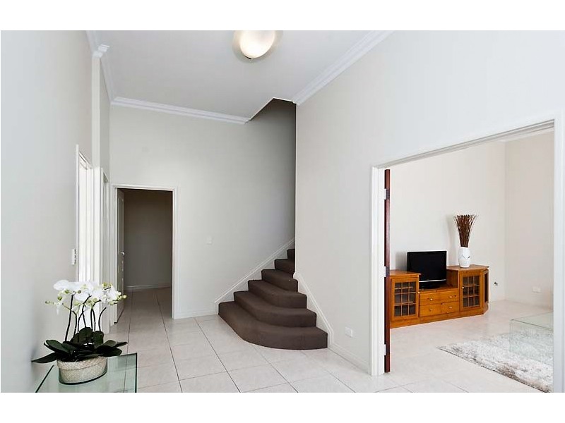 12 Salter Point Parade, Salter Point WA 6152