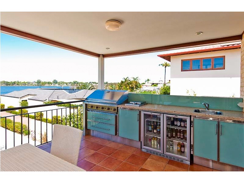 12 Salter Point Parade, Salter Point WA 6152