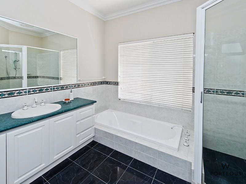 12 Salter Point Parade, Salter Point WA 6152