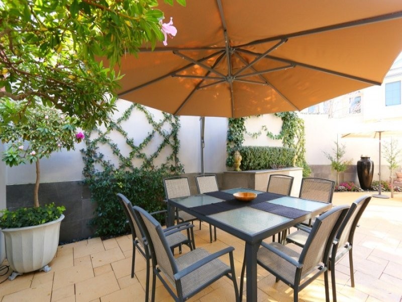 89 McDonald Street, Como WA 6152