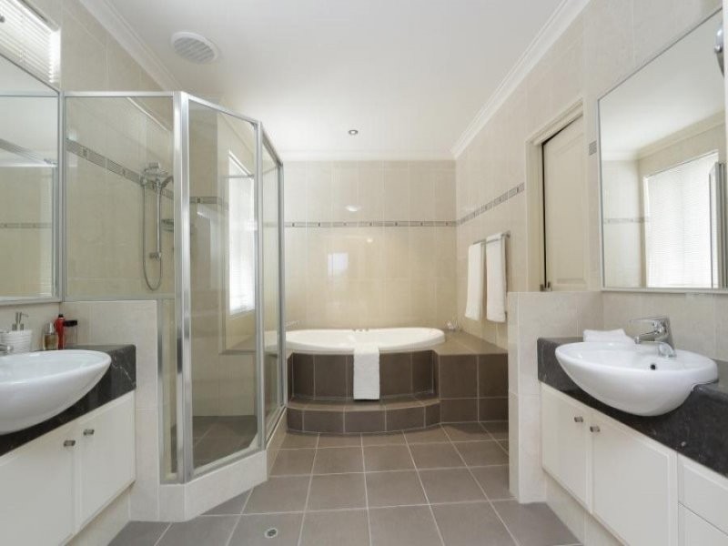 89 McDonald Street, Como WA 6152