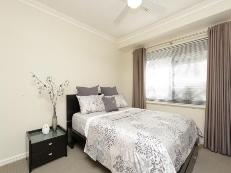 89 McDonald Street, Como WA 6152