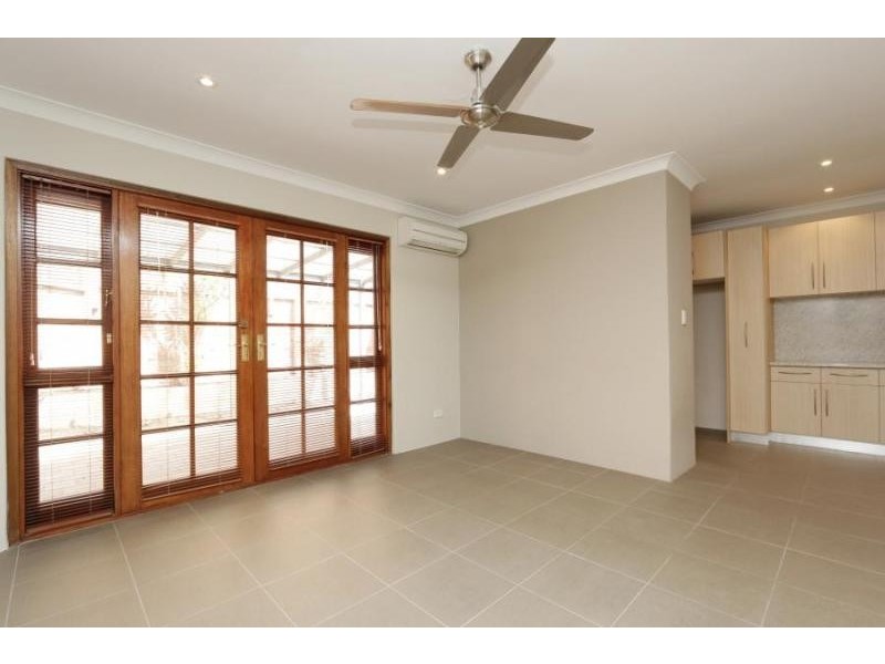 9/176 Labouchere Road, Como WA 6152