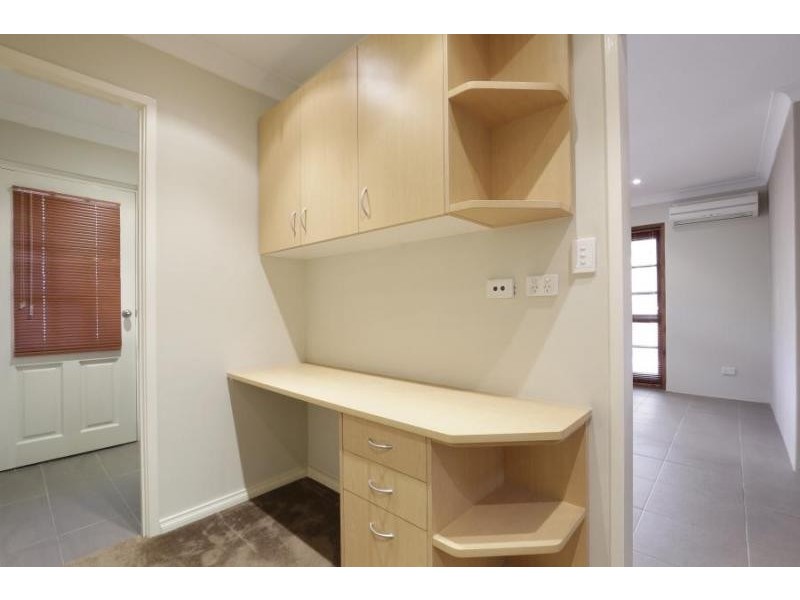 9/176 Labouchere Road, Como WA 6152