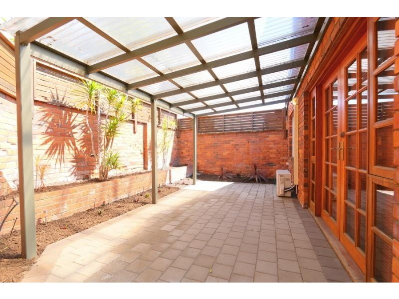 9/176 Labouchere Road, Como WA 6152