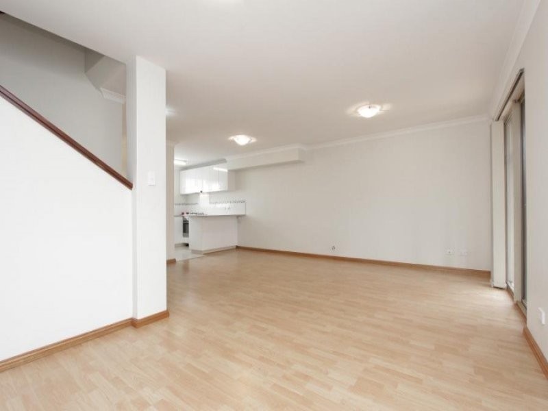 1/17 Flynn Street, Churchlands WA 6018