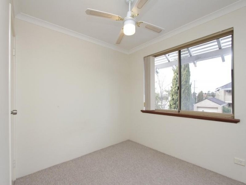 1/17 Flynn Street, Churchlands WA 6018