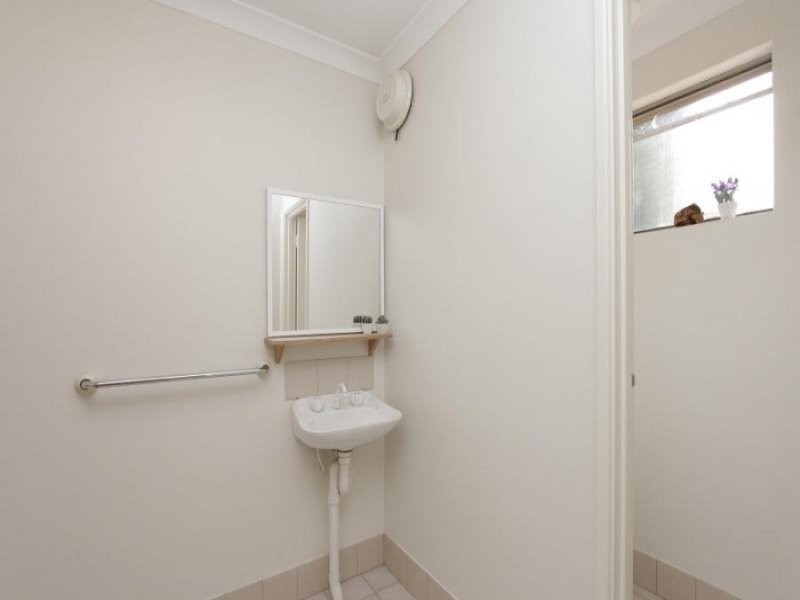 1/17 Flynn Street, Churchlands WA 6018