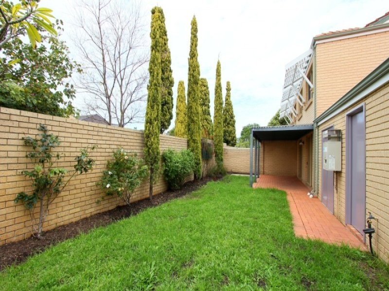 1/17 Flynn Street, Churchlands WA 6018