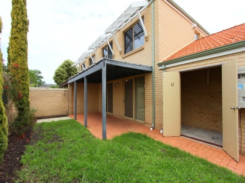 1/17 Flynn Street, Churchlands WA 6018