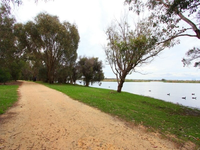 1/17 Flynn Street, Churchlands WA 6018