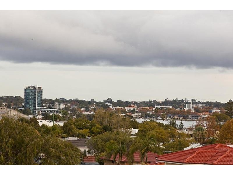 2/43 South Terrace, Como WA 6152