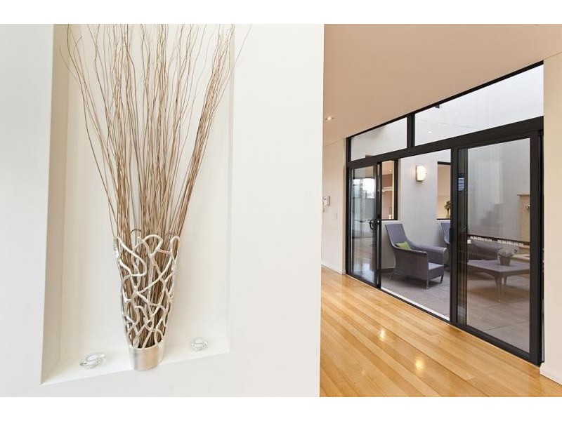 2/43 South Terrace, Como WA 6152