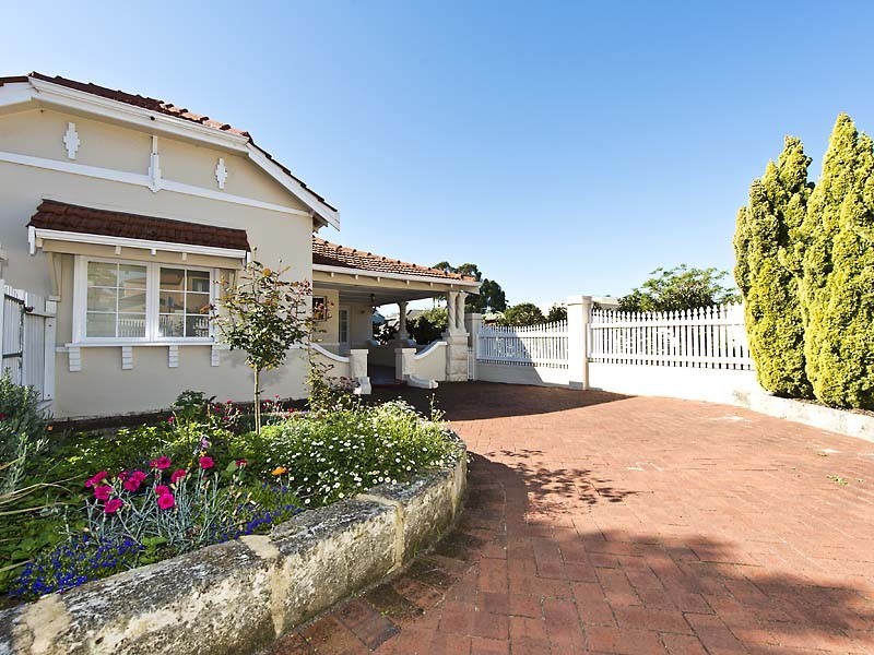 46 Renwick Street, South Perth WA 6151