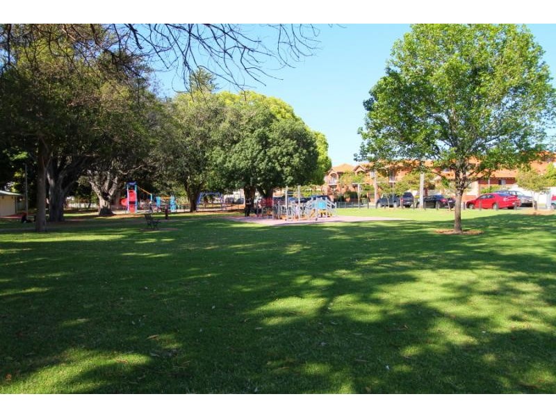 1/29 McMillan Street, Victoria Park WA 6100