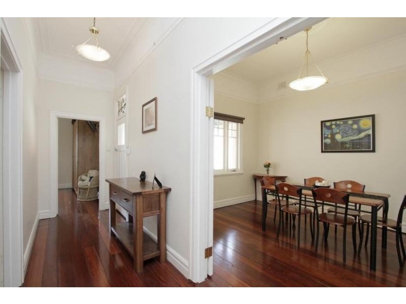 16 Cardiff Street, East Victoria Park WA 6101