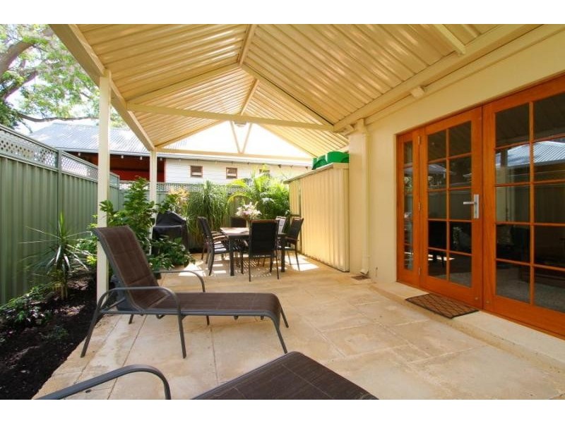 16 Cardiff Street, East Victoria Park WA 6101