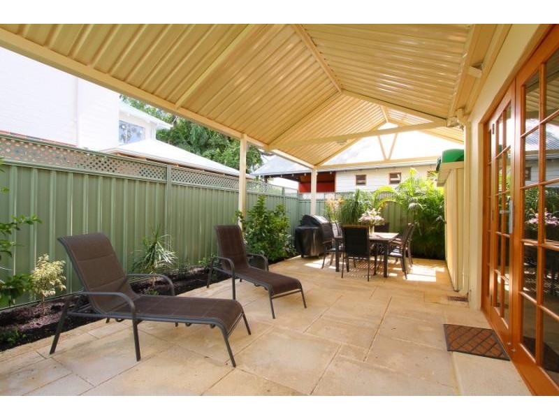 16 Cardiff Street, East Victoria Park WA 6101