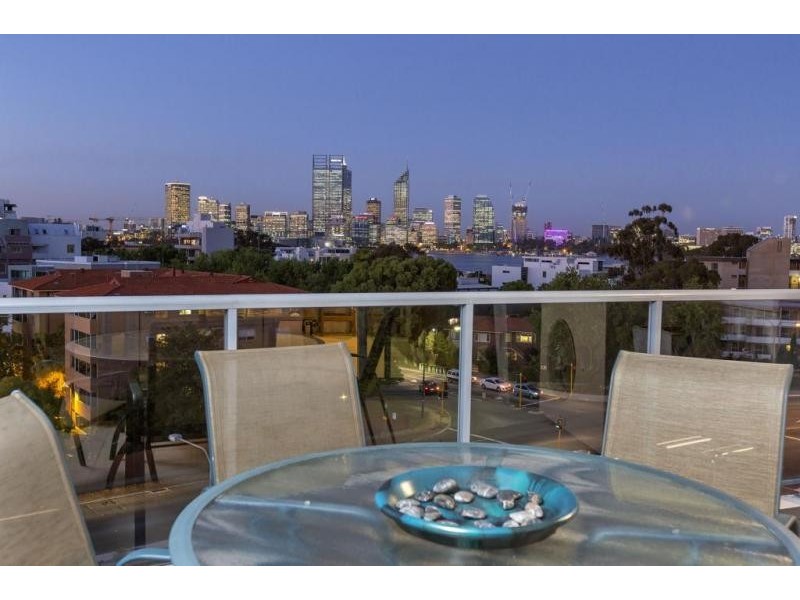 21/19 Bowman Street, South Perth WA 6151