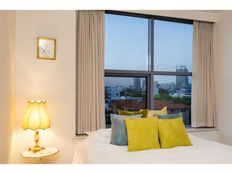 21/19 Bowman Street, South Perth WA 6151