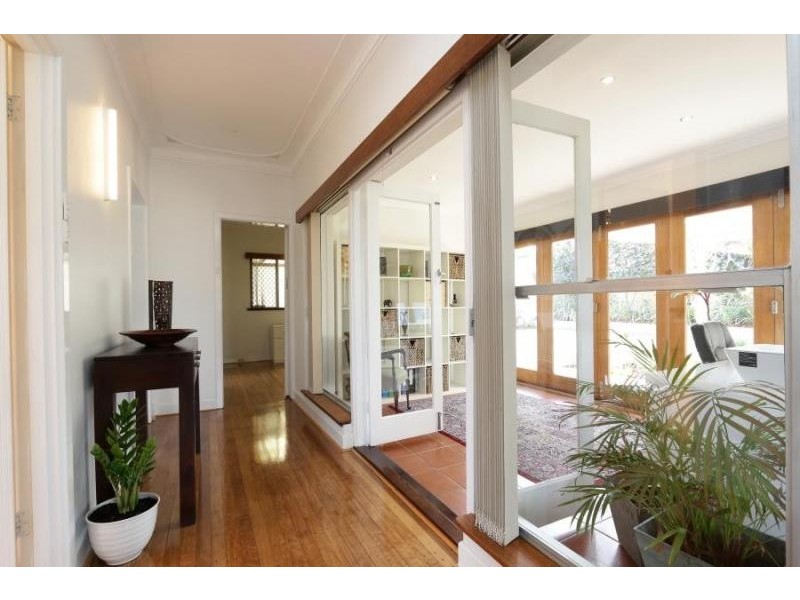 27 Axford Street, Como WA 6152